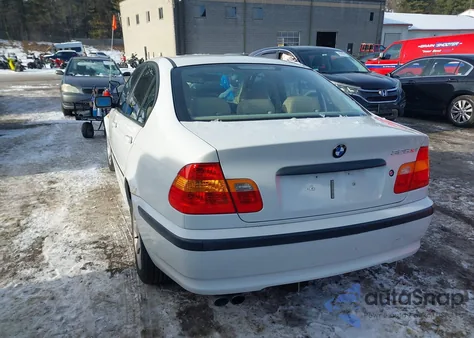 2005 BMW 325Xi из США, поврежденный, VIN WBAEU33405PR20538